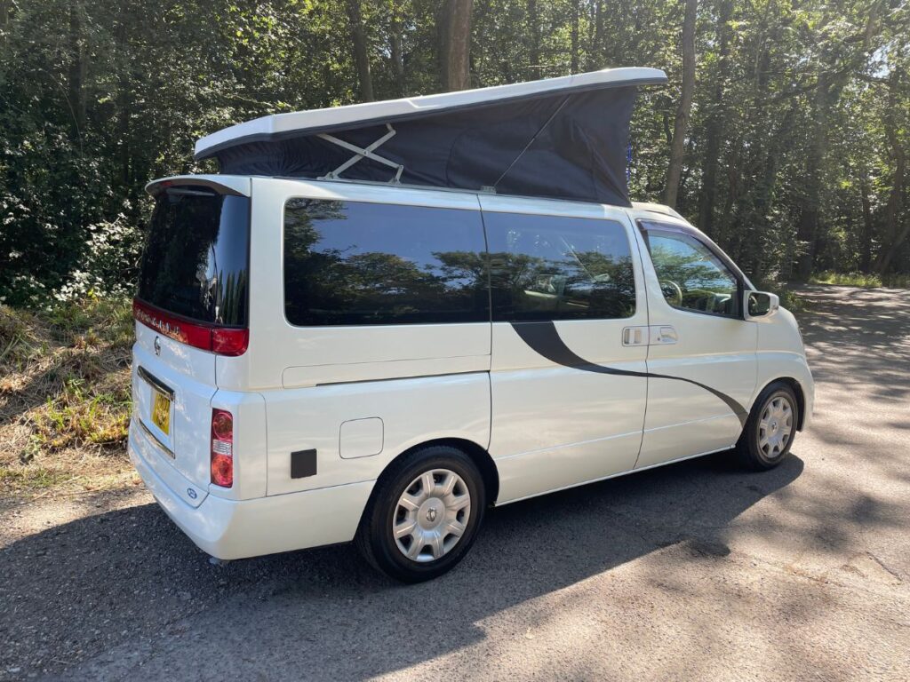Nissan Elgrand Camper