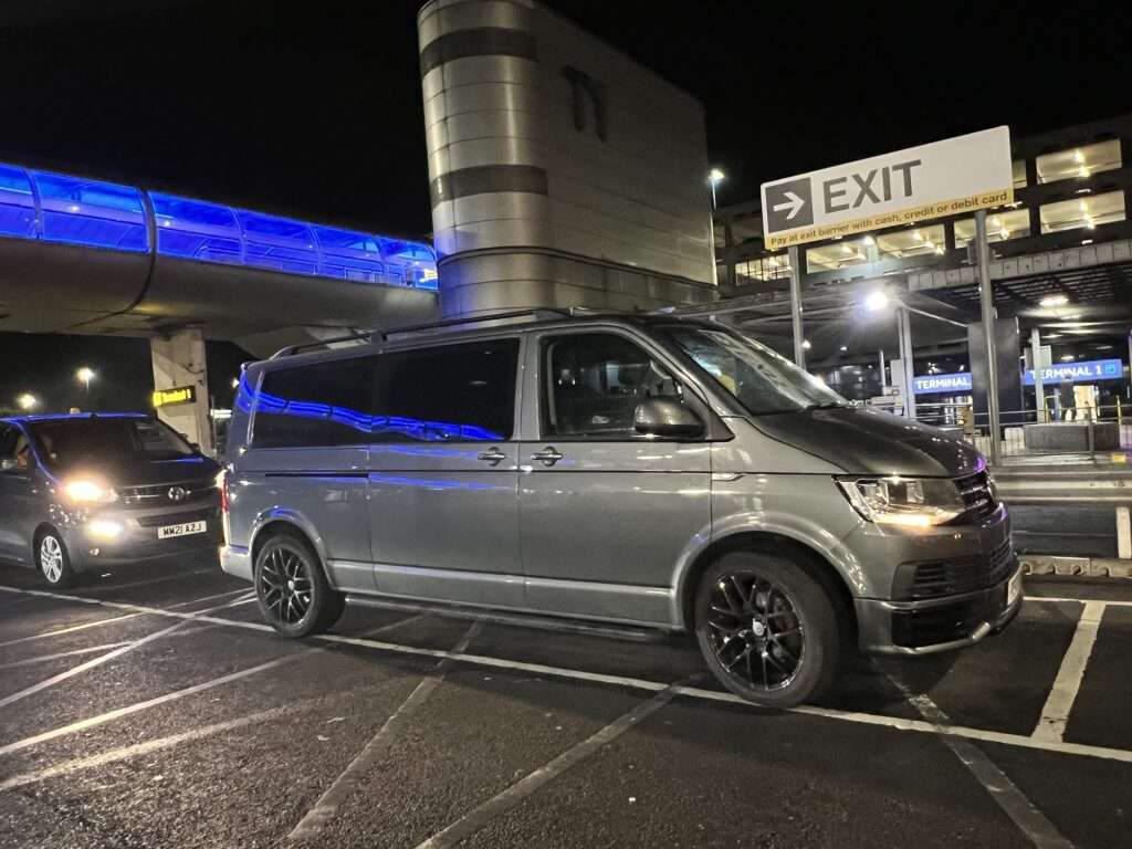 "Book a Manchester Airport taxi with fixed prices, no surge charges, and licensed drivers. 24/7 airport transfers with Ridex Taxis for safe, reliable travel."