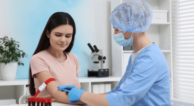 High-Paying Phlebotomy Jobs in Manchester: How Advanced Phlebotomy Skills Can Boost Your Salary Fast
