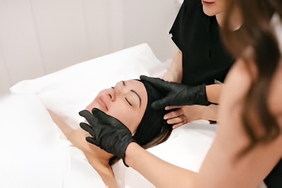 Depigmentation in Altrincham